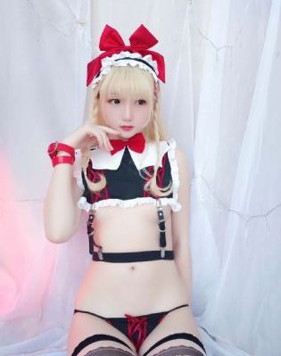 老板娘三