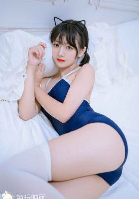 智能足球