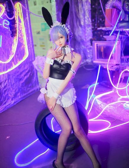 动漫内衣办公室第01集在线播放