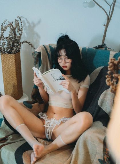 白雪公主h成版