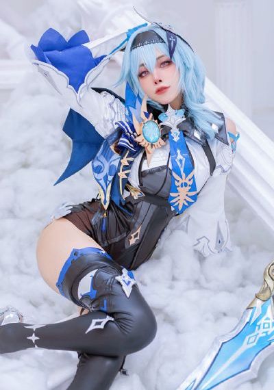 《被丈夫的下属推来推去的妻子》