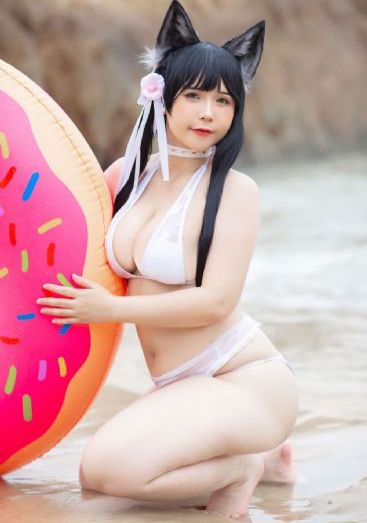迷人的保姆高清