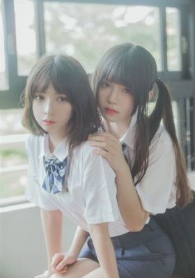 打扑克不盖被子的视频